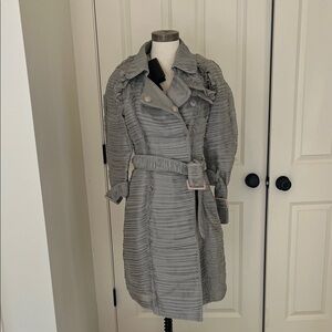 Burberry Textured Gray Trench Coat with ruffles lightweight new size 42